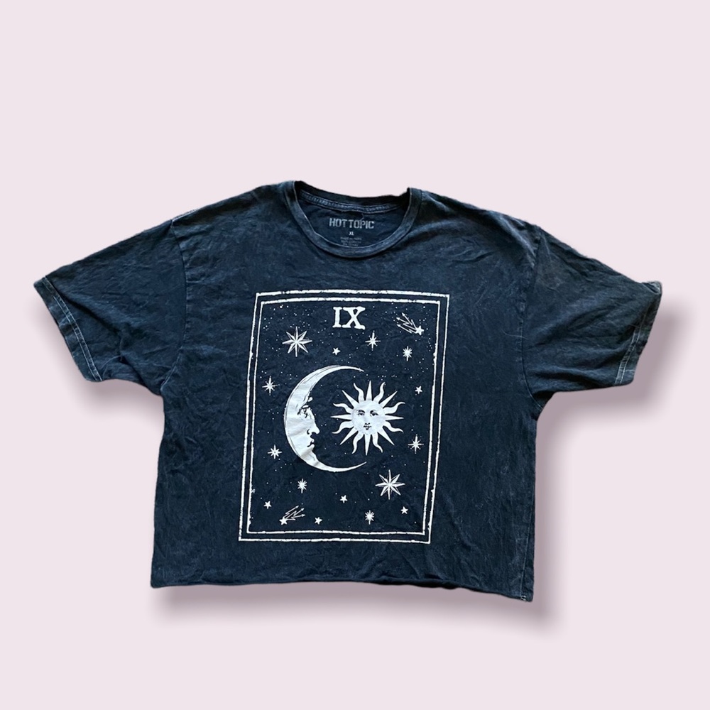 Cropped T shirt